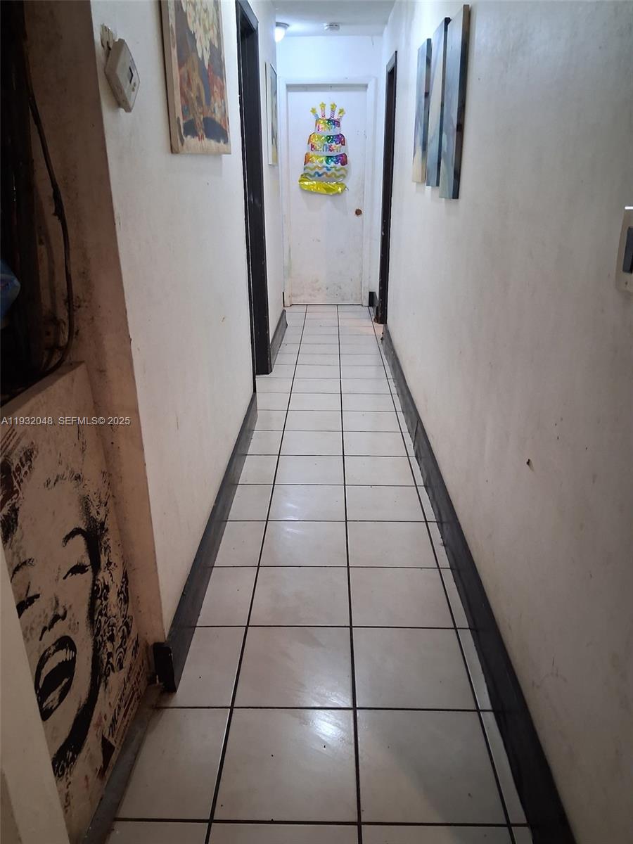 960 SW 13th Ct Miami, FL 33135