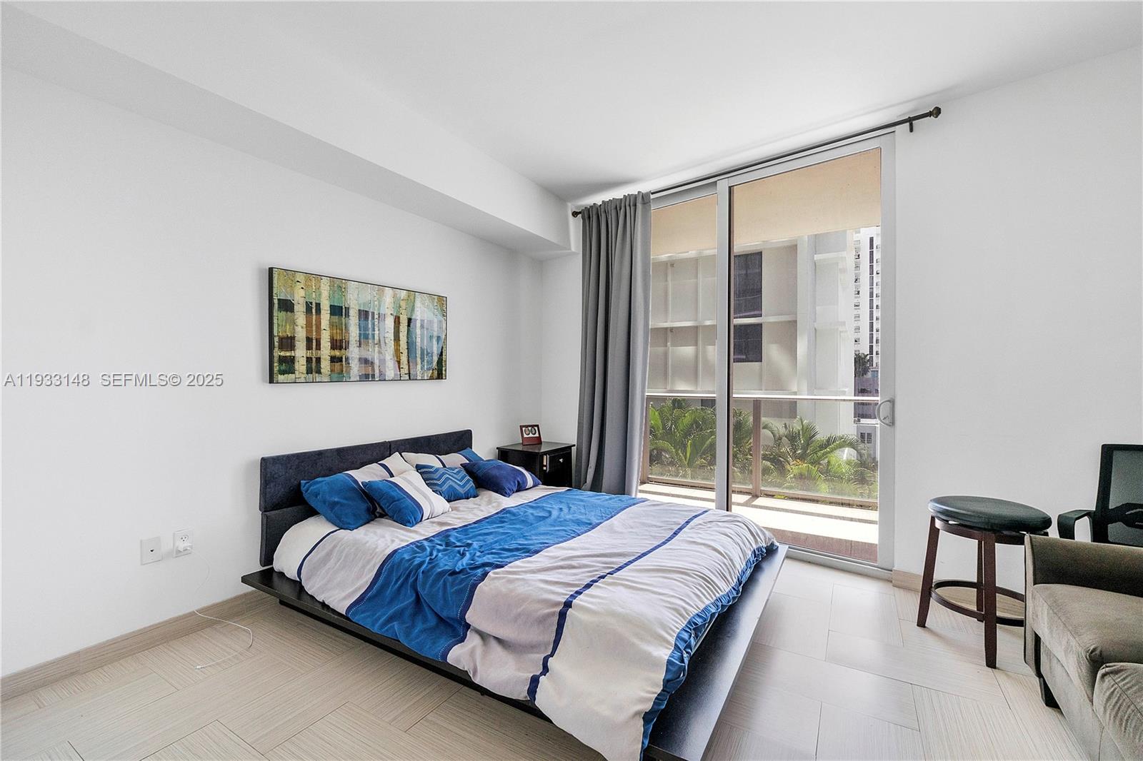 image Brickell Ten12