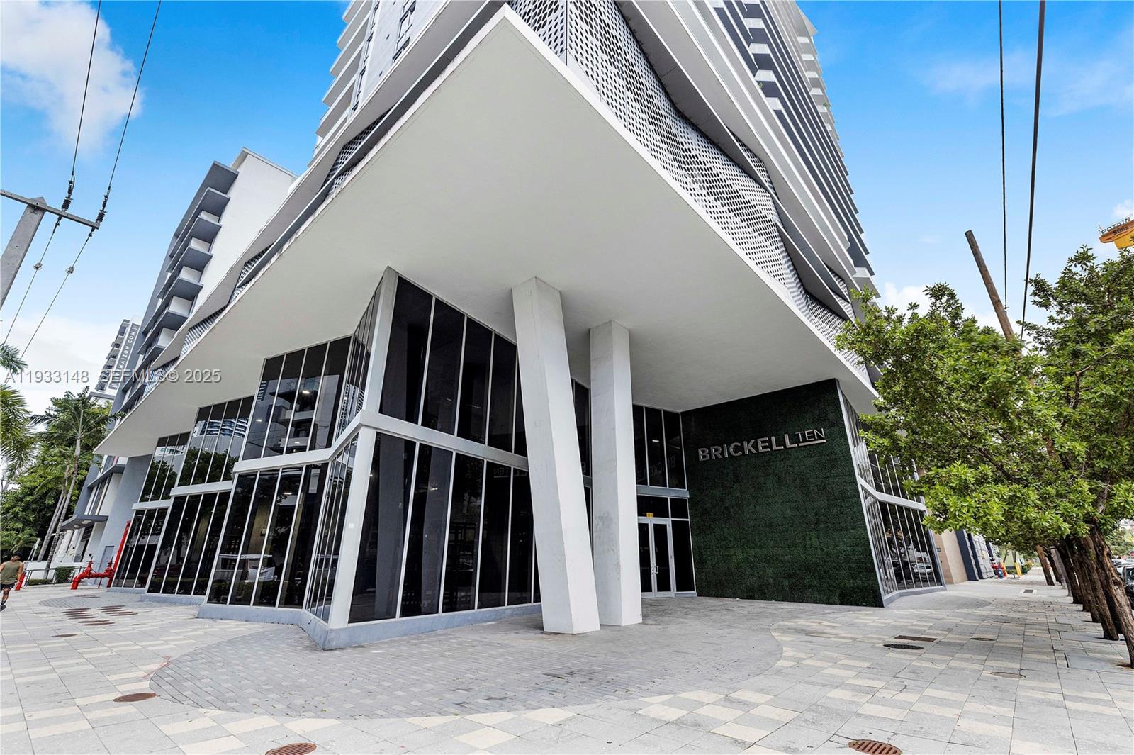 image Brickell Ten14