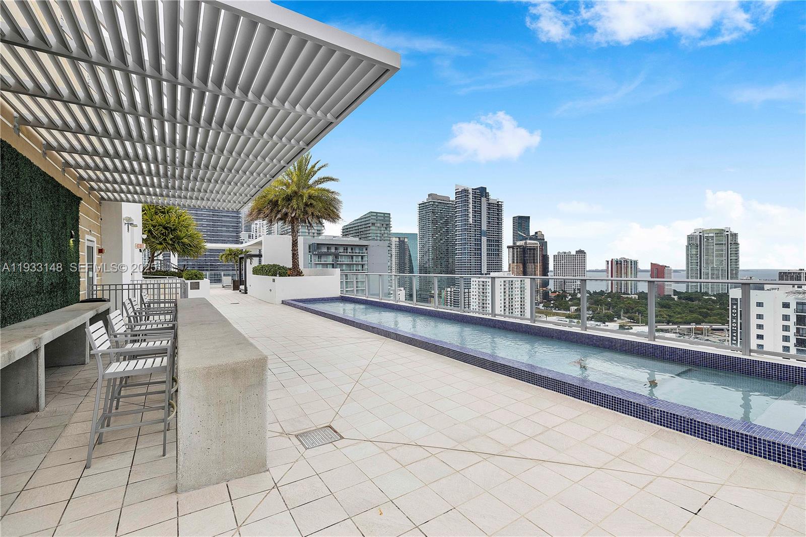 image Brickell Ten18