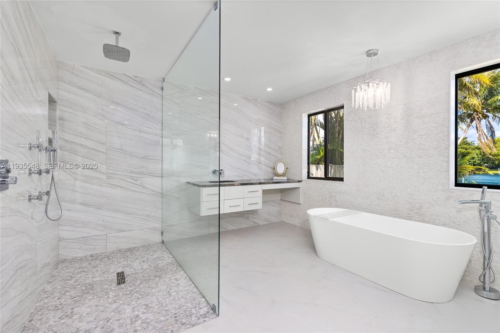 18735 NE 18th Ave Miami, FL 33179