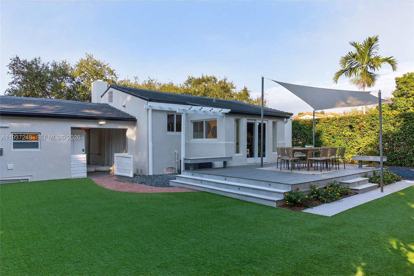 20 NW 93rd St Miami Shores, FL 33150