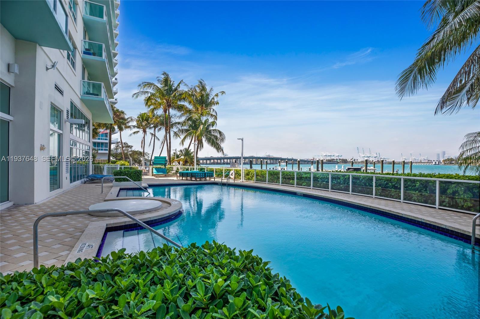 image The Floridian35