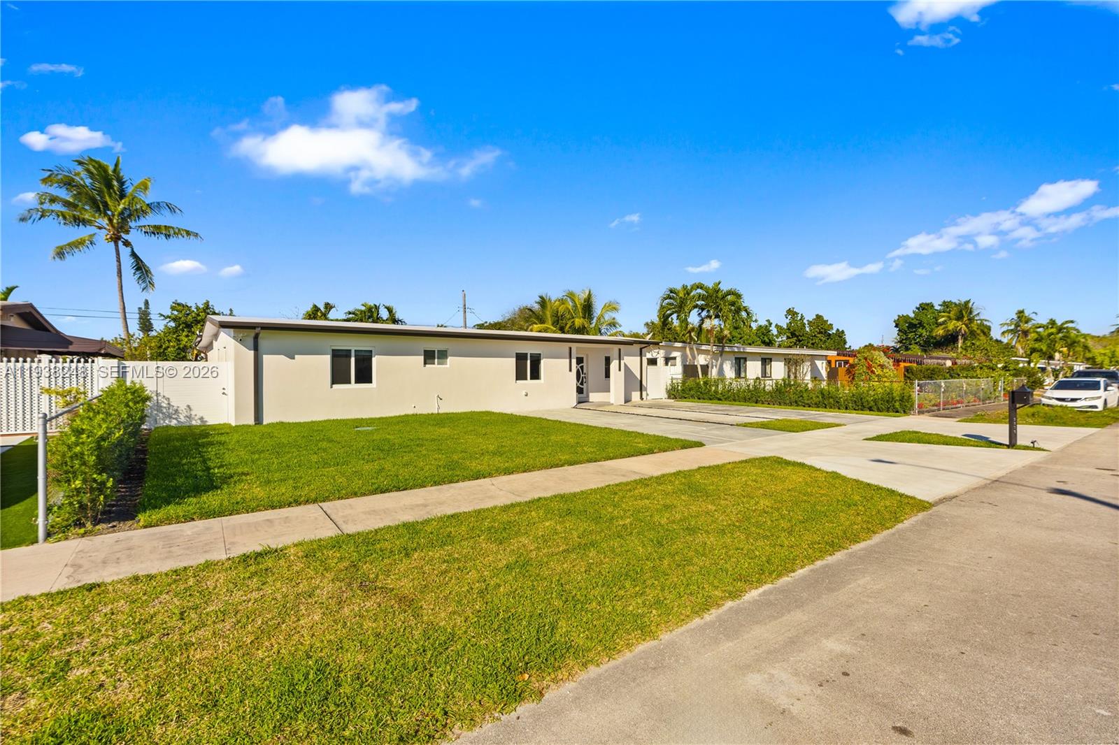 3330 SW 105th Ave Miami, FL 33165