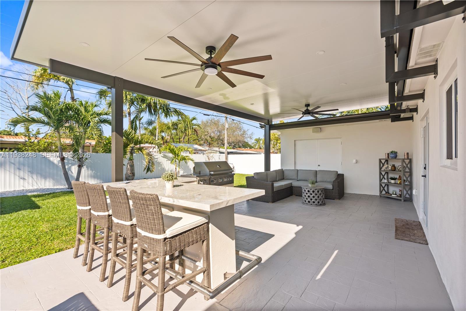 3330 SW 105th Ave Miami, FL 33165