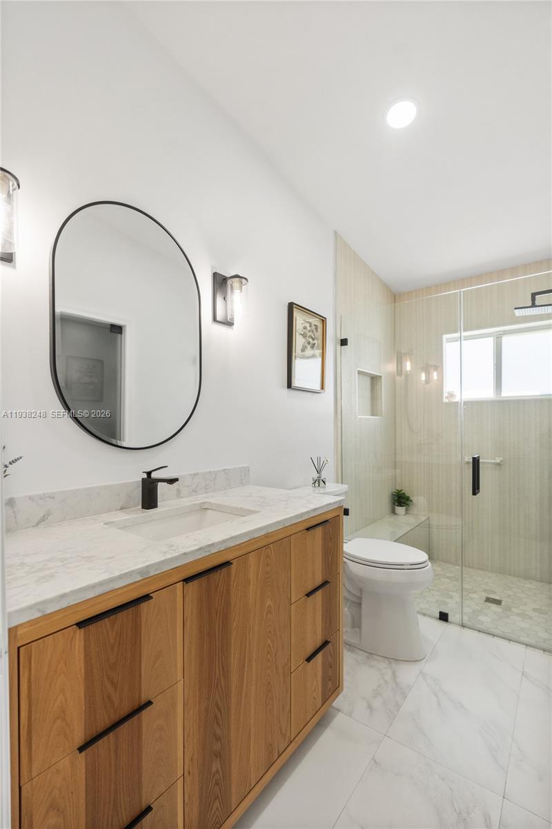 3330 SW 105th Ave Miami, FL 33165