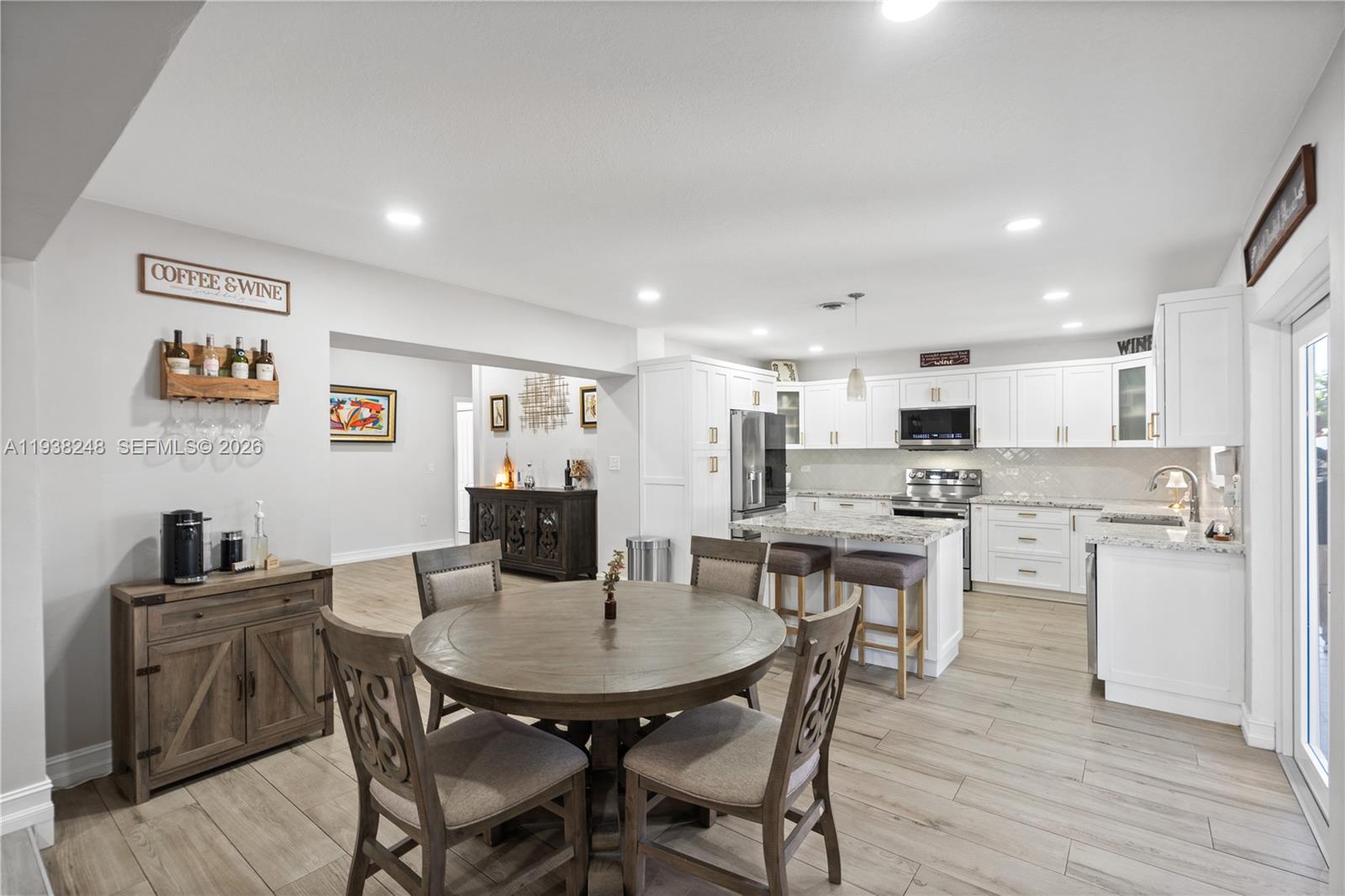 3330 SW 105th Ave Miami, FL 33165