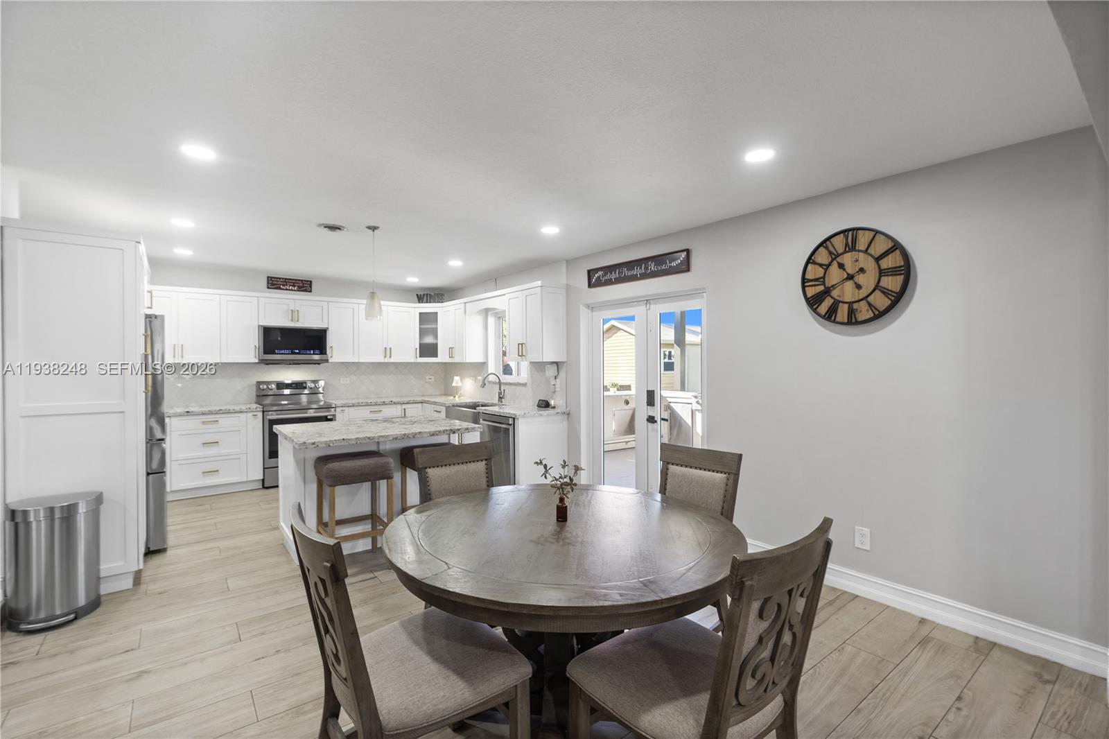 3330 SW 105th Ave Miami, FL 33165