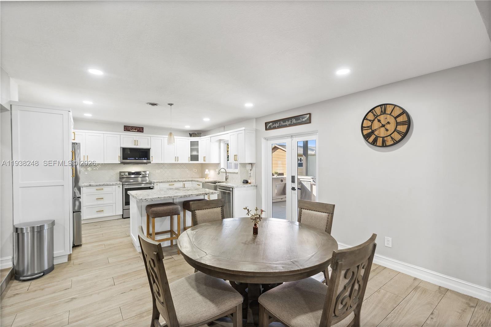 3330 SW 105th Ave Miami, FL 33165