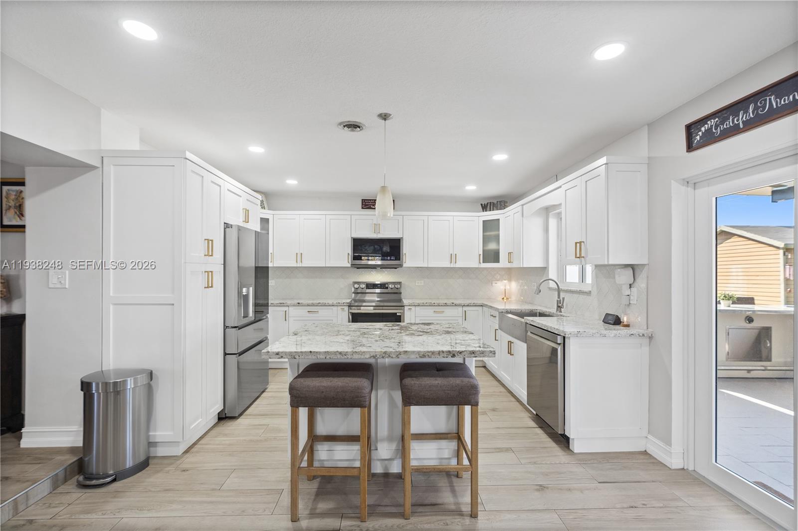 3330 SW 105th Ave Miami, FL 33165