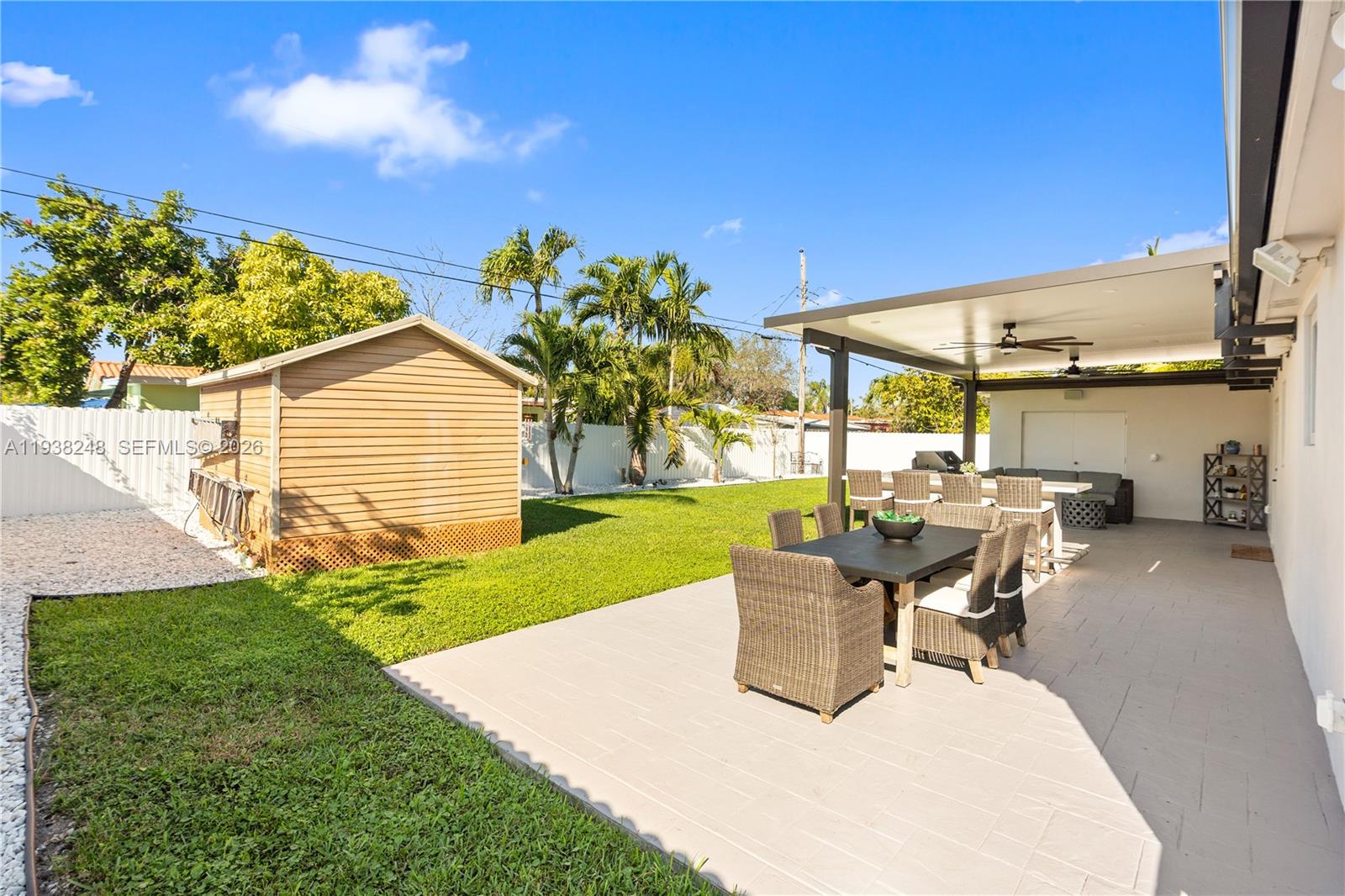 3330 SW 105th Ave Miami, FL 33165