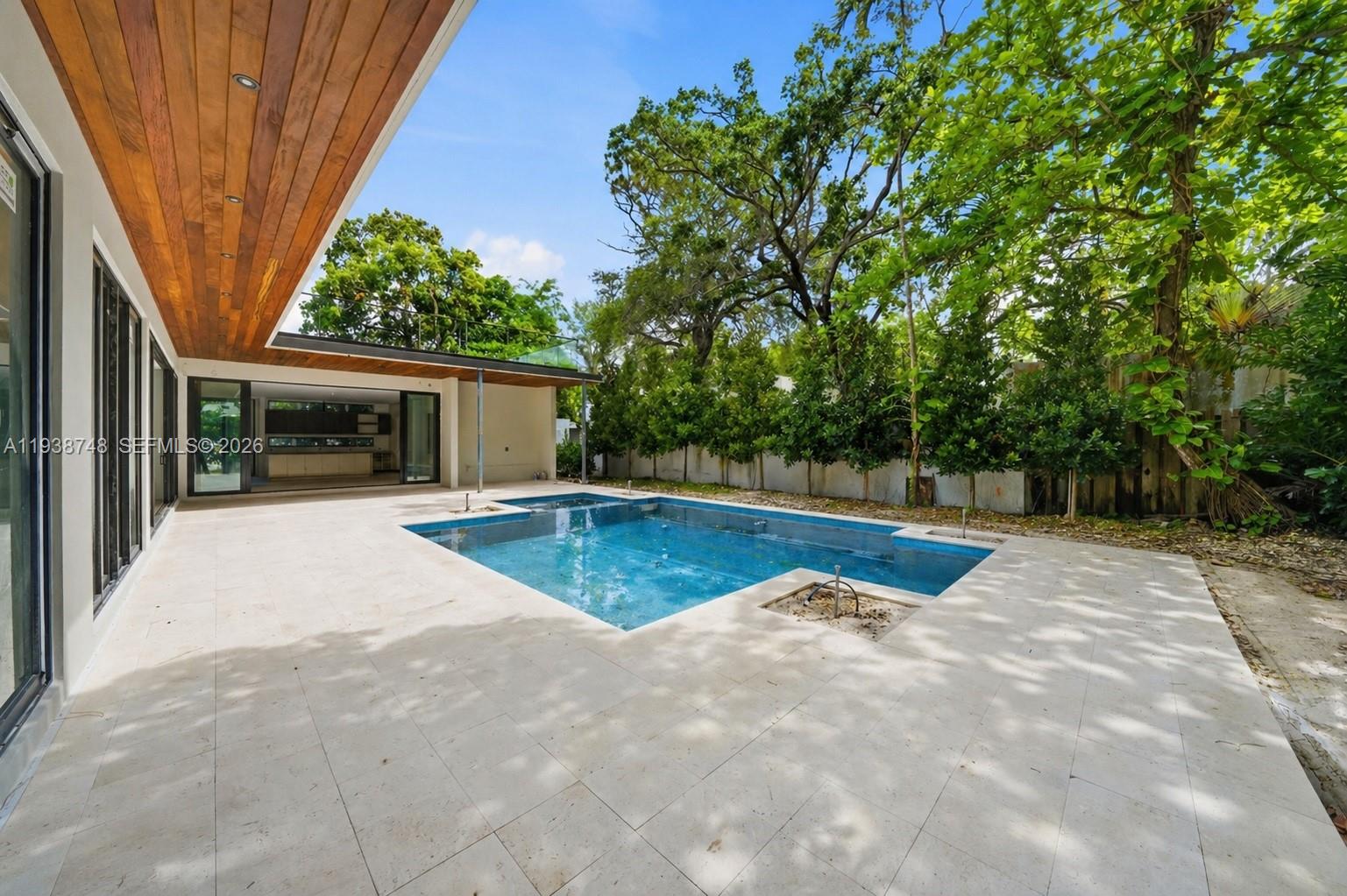 4150 Loquat Ave Miami, FL 33133