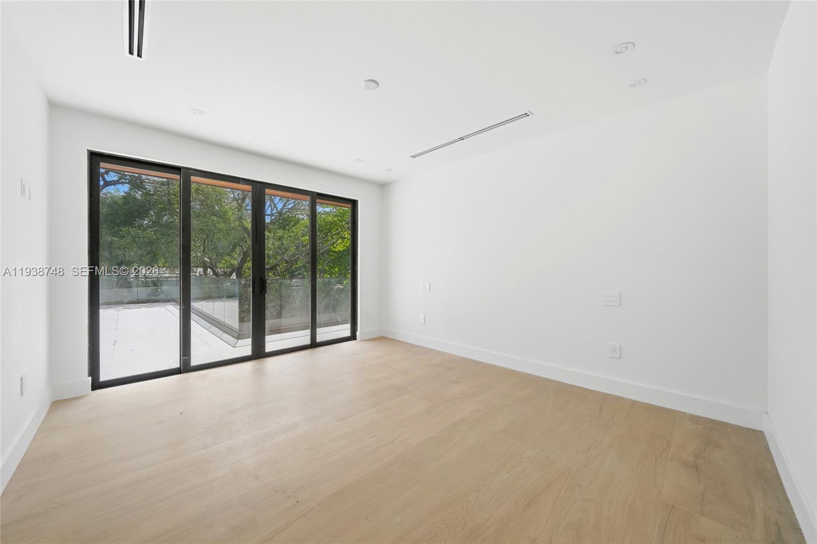 4150 Loquat Ave Miami, FL 33133