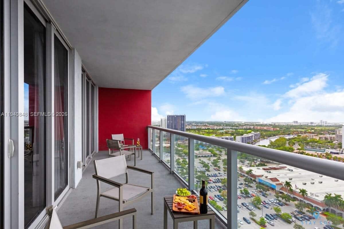 image Beachwalk Hotel & Residences20