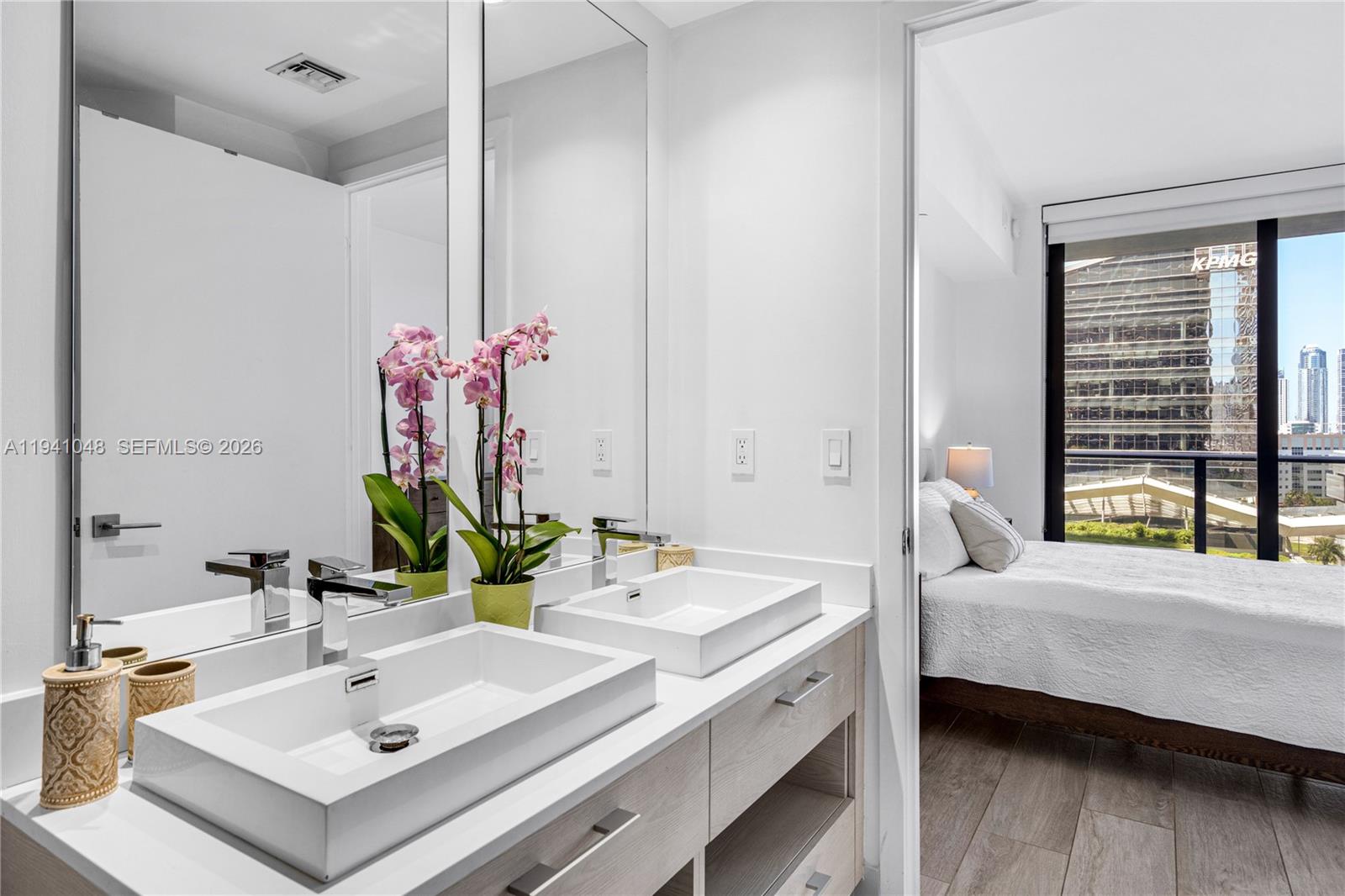 image Brickell Heights East16