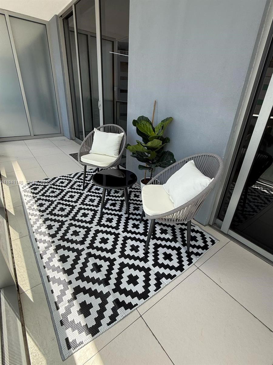 1300 Brickell Bay Dr Miami, FL 33131