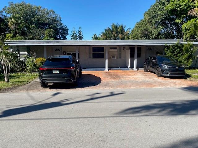 100 SE 3rd Ave #3