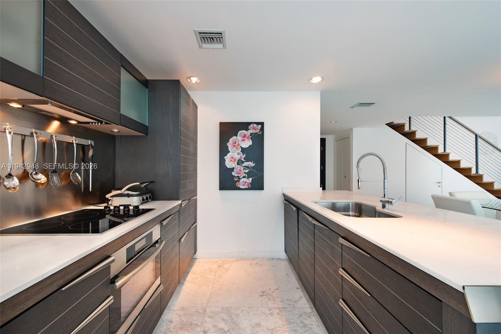 image Epic Residences & Hotel12