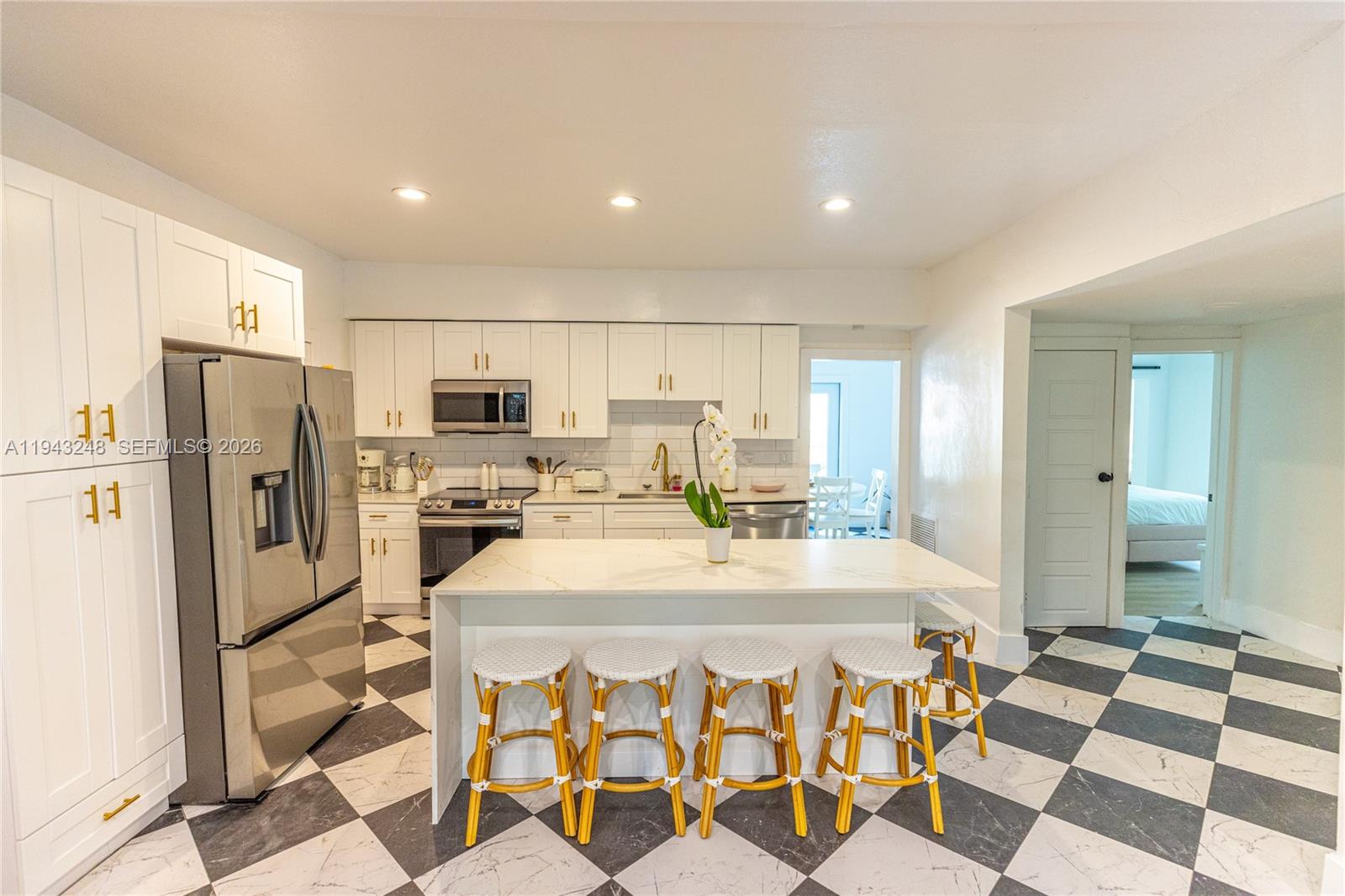 745 NW 47th Ter Miami, FL 33127