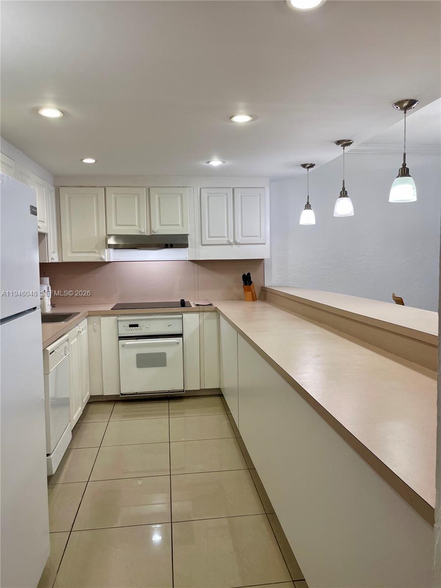 19390 Collins Ave #1405 Sunny Isles Beach, FL 33160