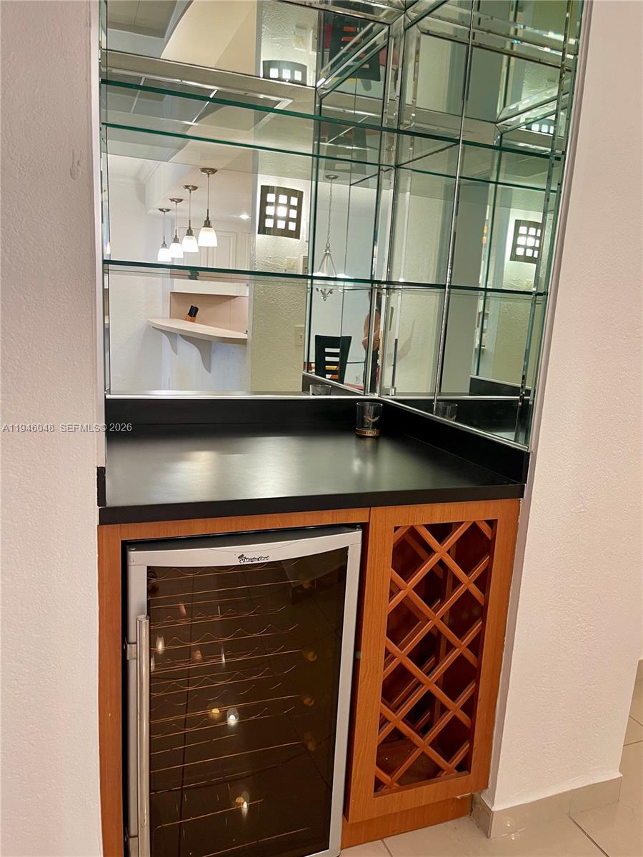 19390 Collins Ave #1405 Sunny Isles Beach, FL 33160