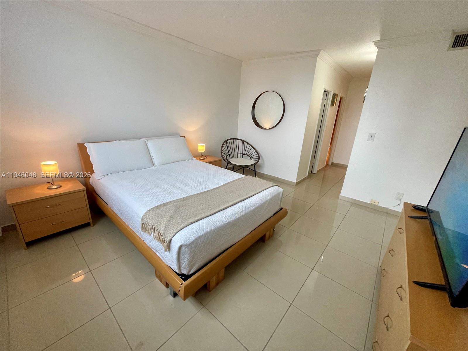 19390 Collins Ave #1405 Sunny Isles Beach, FL 33160