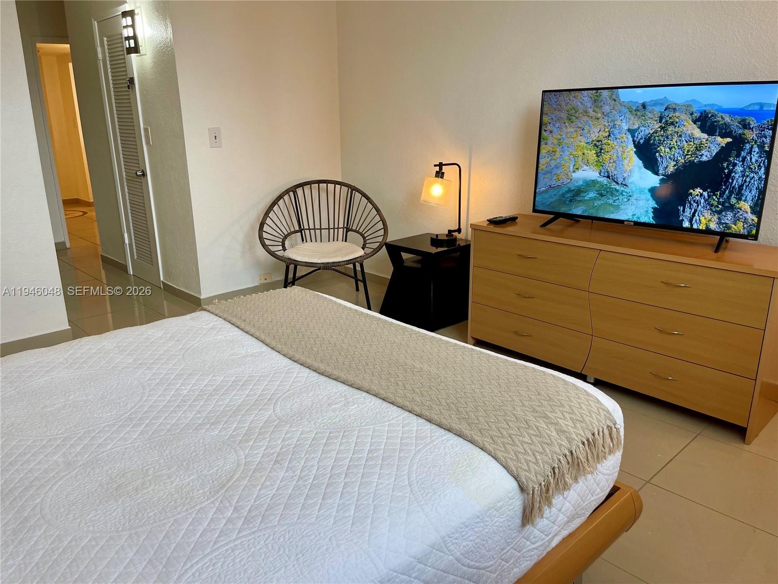 19390 Collins Ave #1405 Sunny Isles Beach, FL 33160