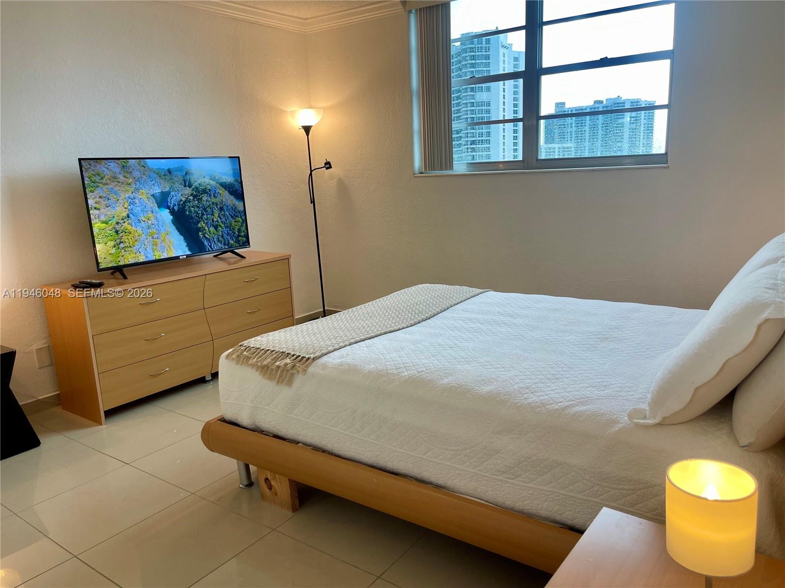 19390 Collins Ave #1405 Sunny Isles Beach, FL 33160