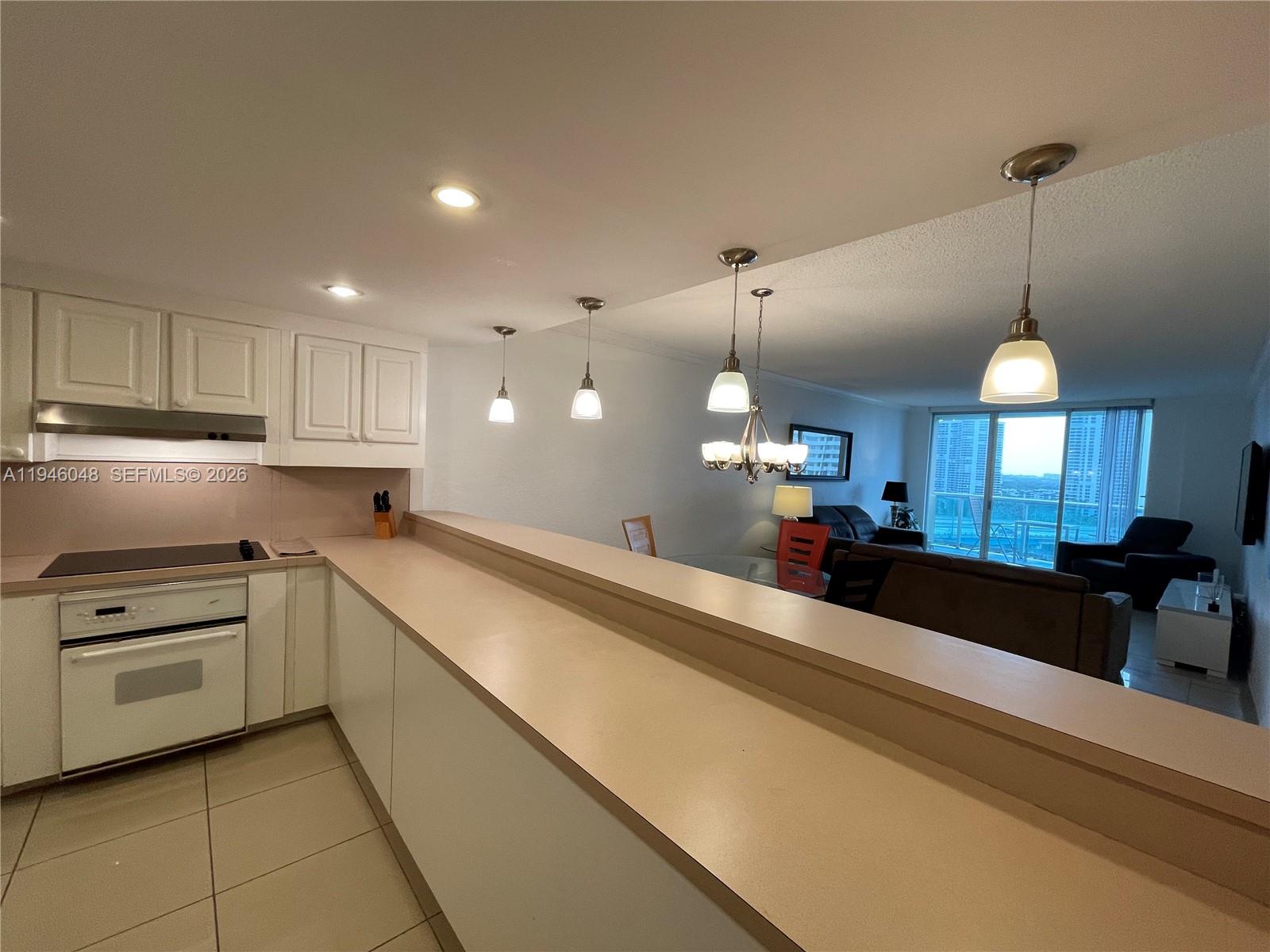 19390 Collins Ave #1405 Sunny Isles Beach, FL 33160