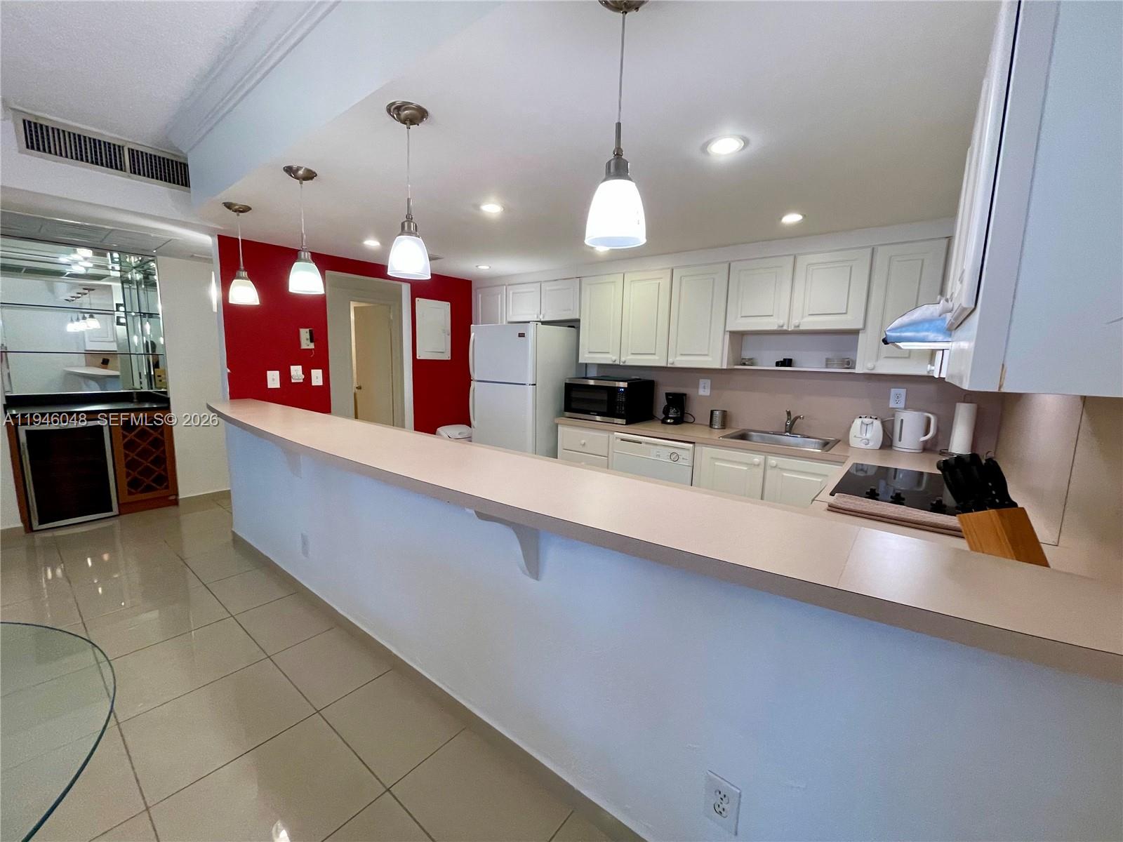 19390 Collins Ave #1405 Sunny Isles Beach, FL 33160