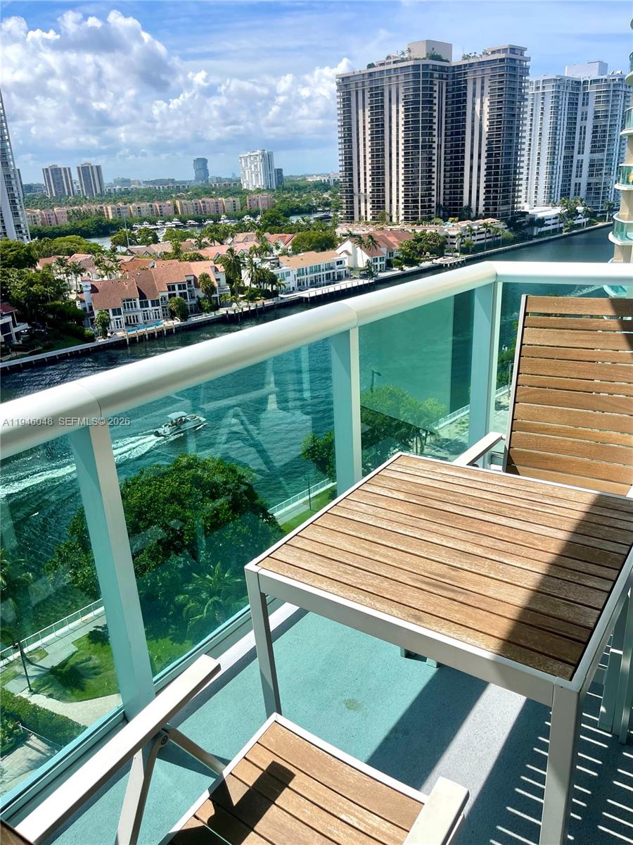 19390 Collins Ave #1405 Sunny Isles Beach, FL 33160