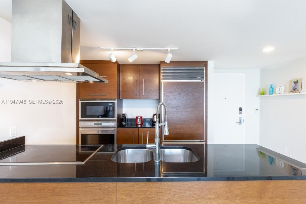 image Icon Brickell III (W Miami)4