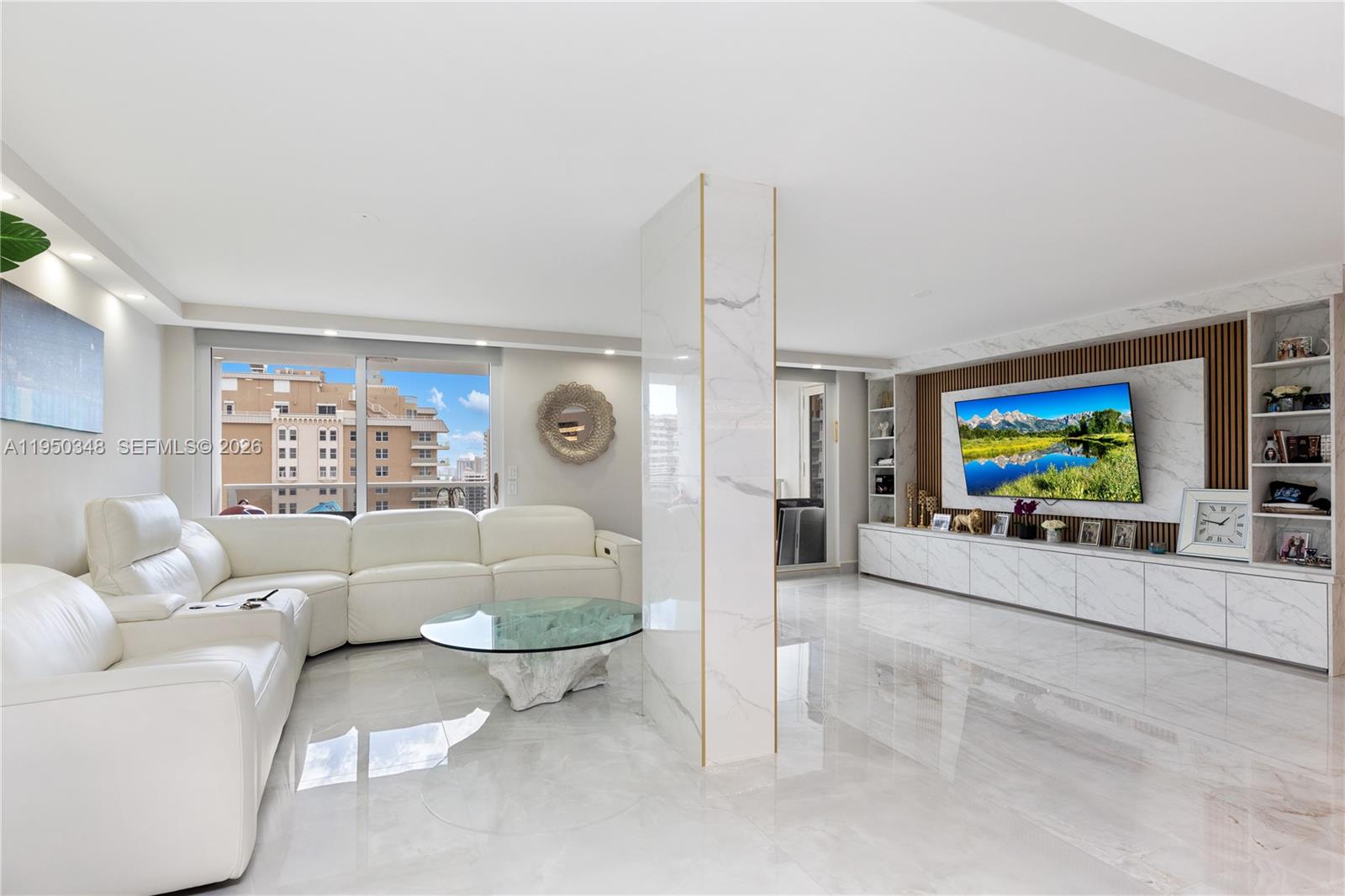 1880 S Ocean Dr #PH1