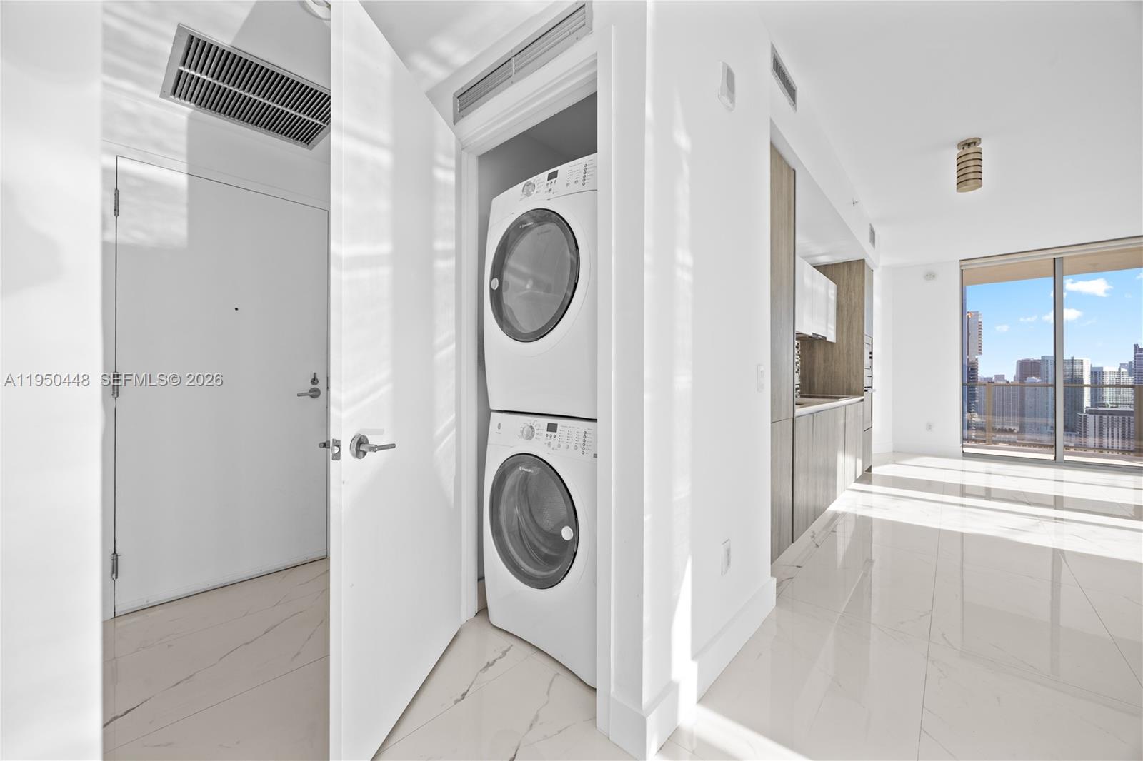 2900 NE 7th Ave #4009 Miami, FL 33137