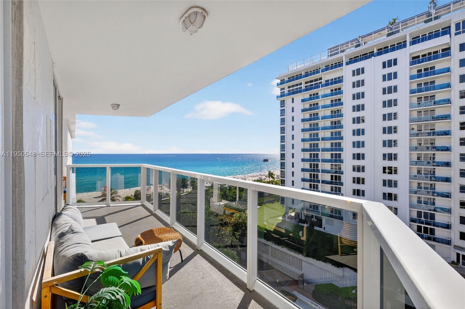 2401 Collins Ave #1103 Miami Beach, FL 33140