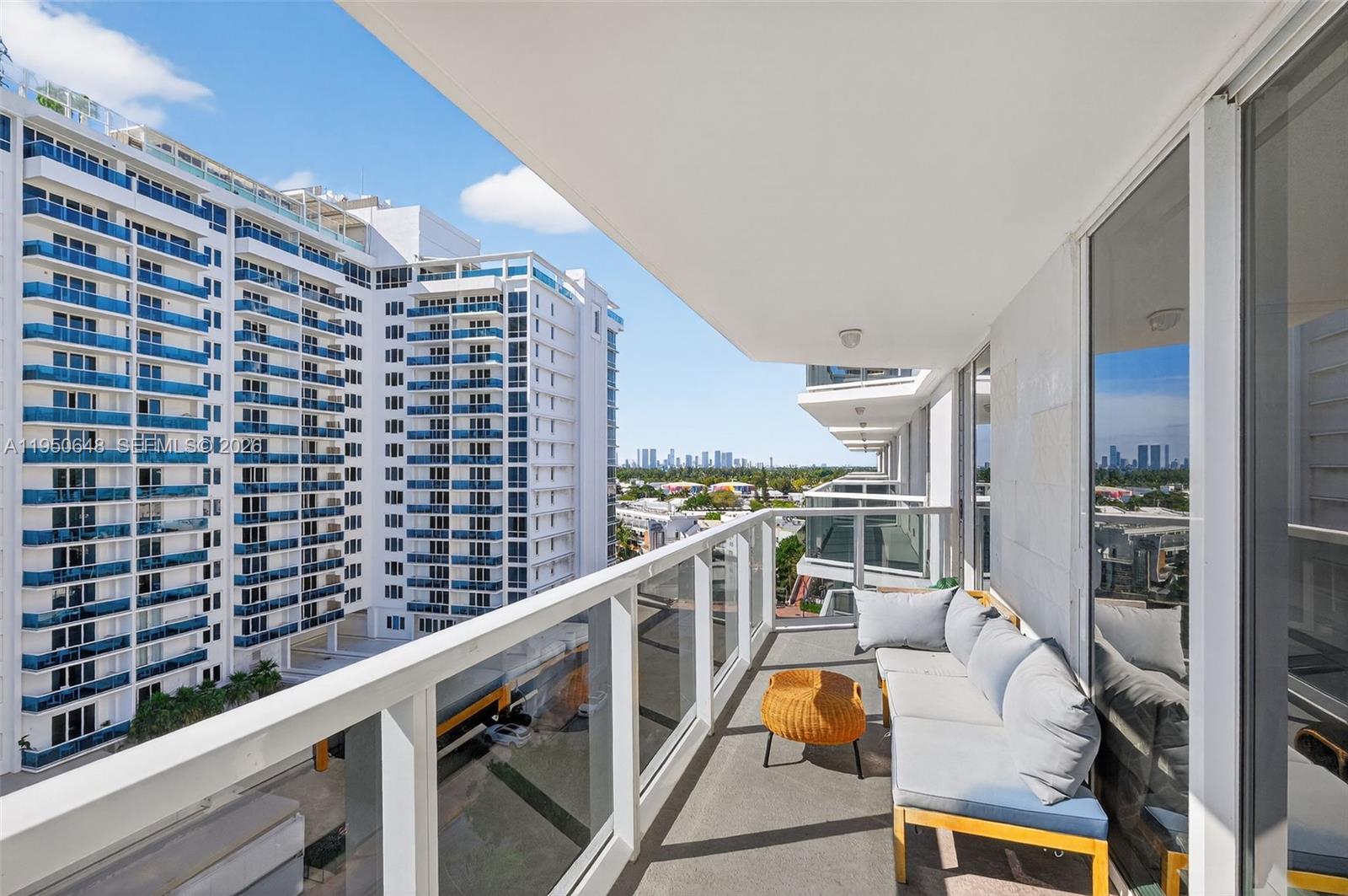 2401 Collins Ave #1103 Miami Beach, FL 33140
