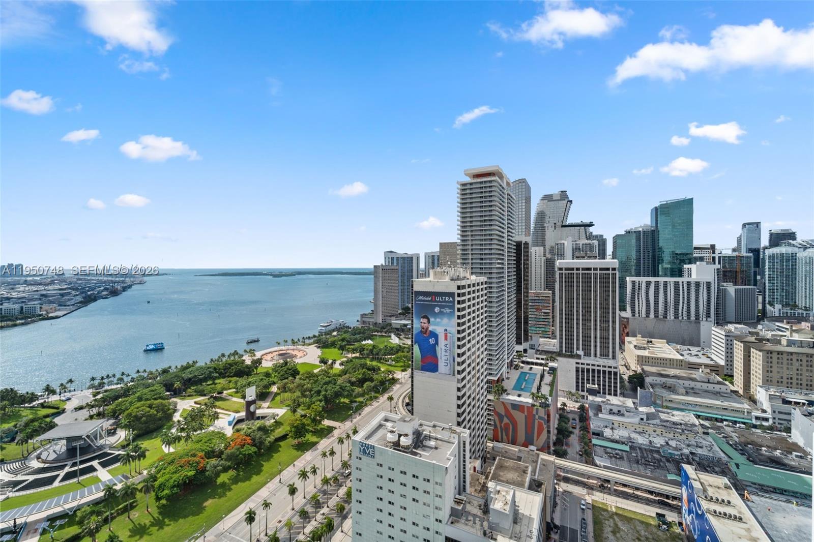 244 Biscayne Blvd #3507