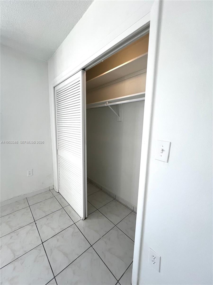 1800 79th St Cswy #A305 North Bay Village, FL 33141