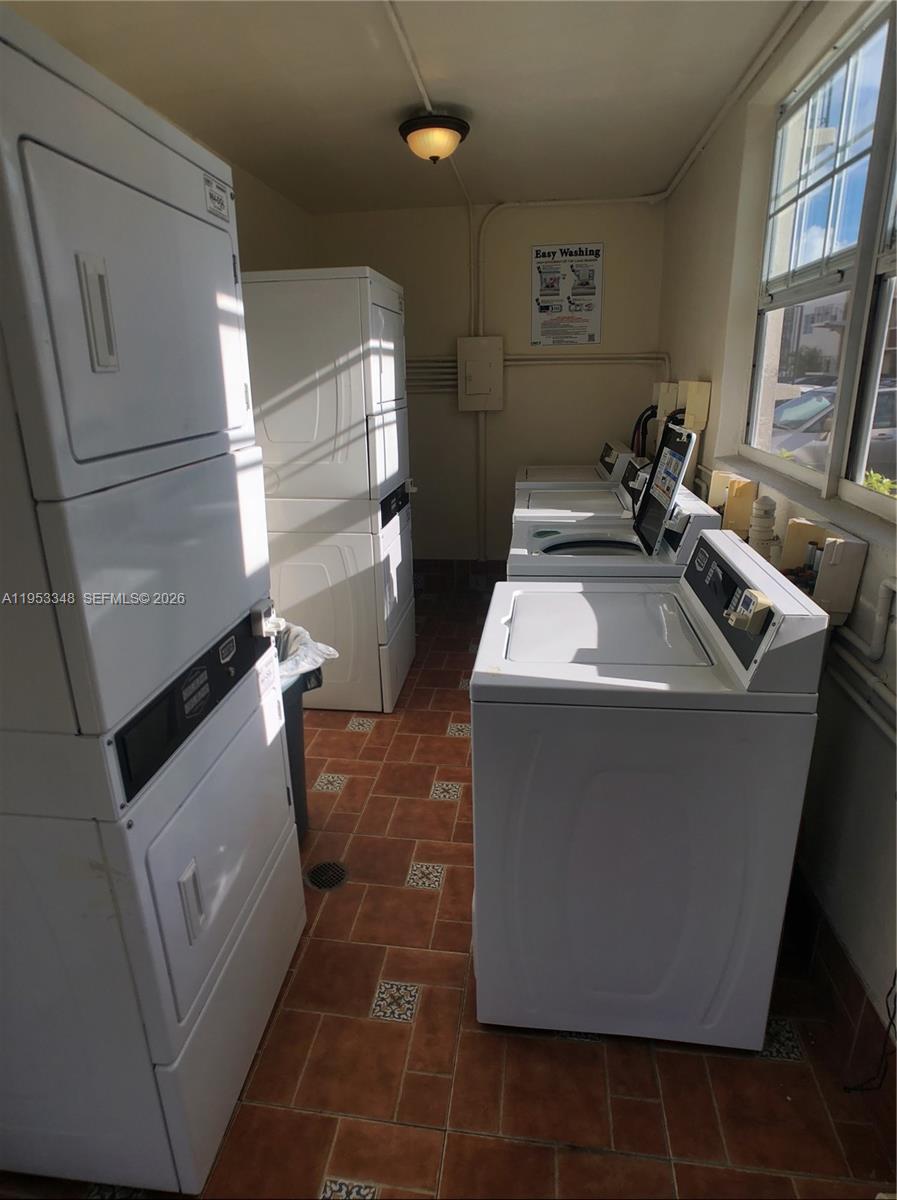 1800 79th St Cswy #A305 North Bay Village, FL 33141