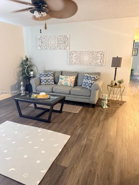 2850 NE 14th St Cswy #110B