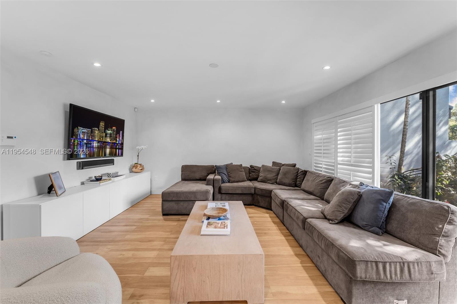 6611 SW 72nd St #38 South Miami, FL 33143