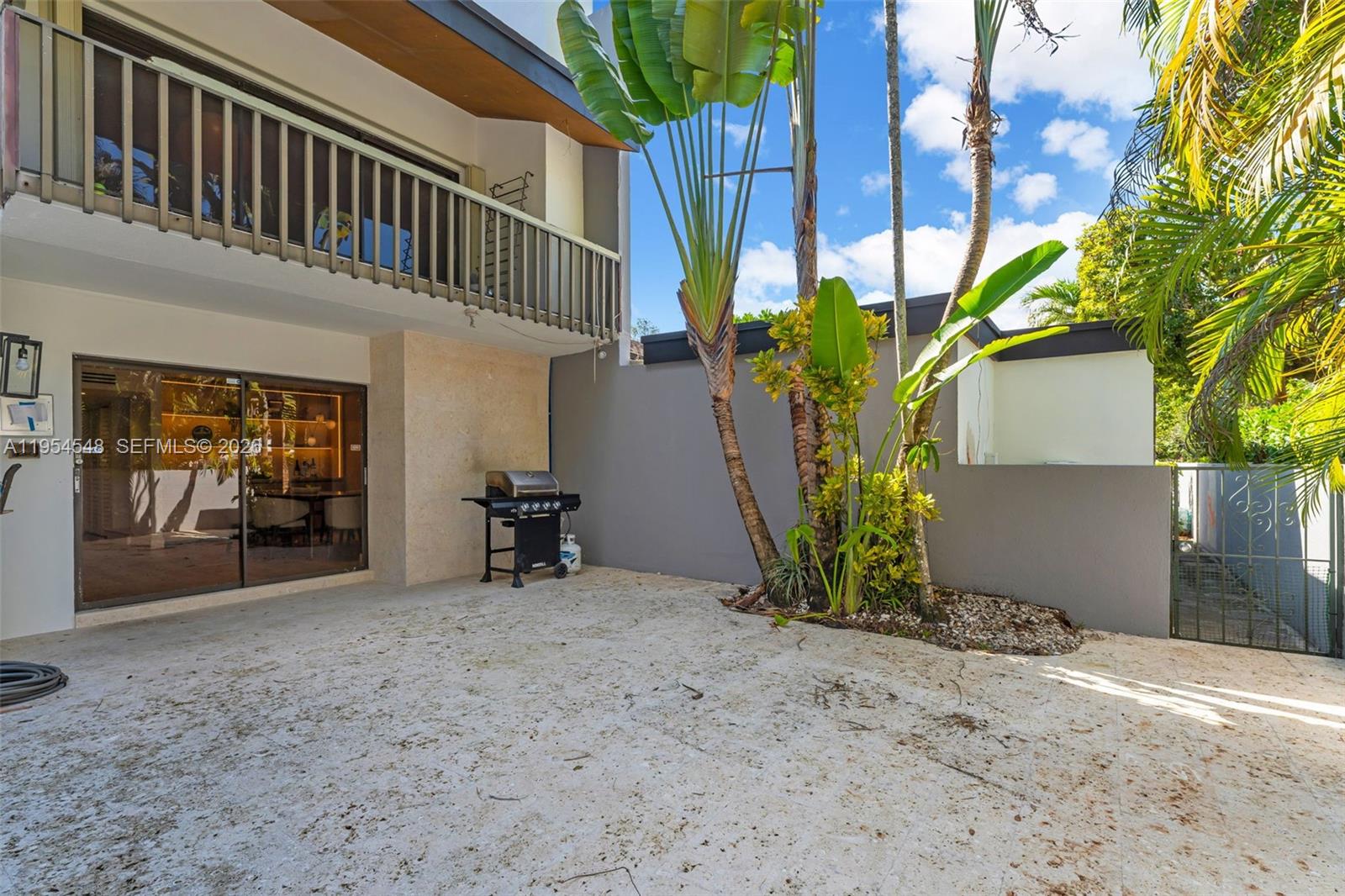 6611 SW 72nd St #38 South Miami, FL 33143