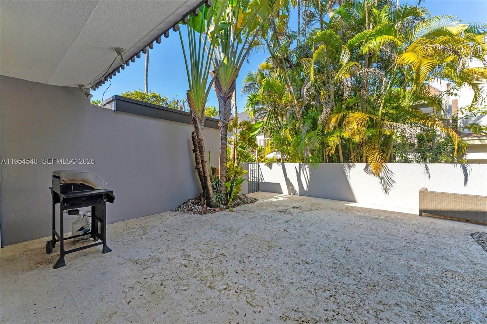 6611 SW 72nd St #38 South Miami, FL 33143