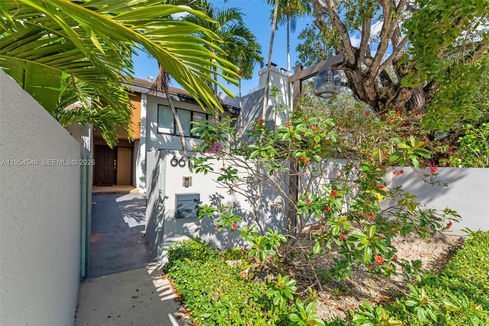 6611 SW 72nd St #38 South Miami, FL 33143