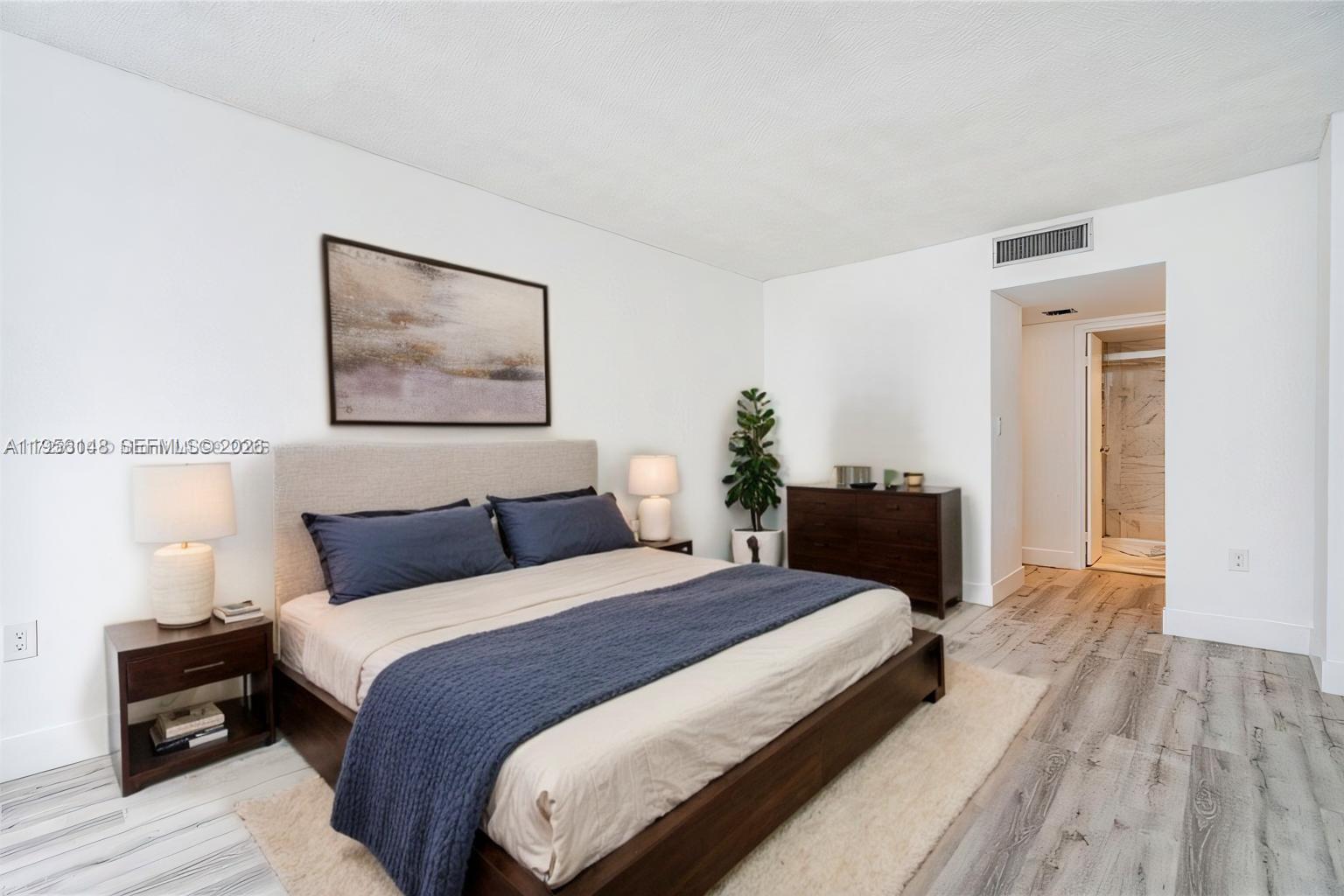 3625 N Country Clb Dr #901 Aventura, FL 33180