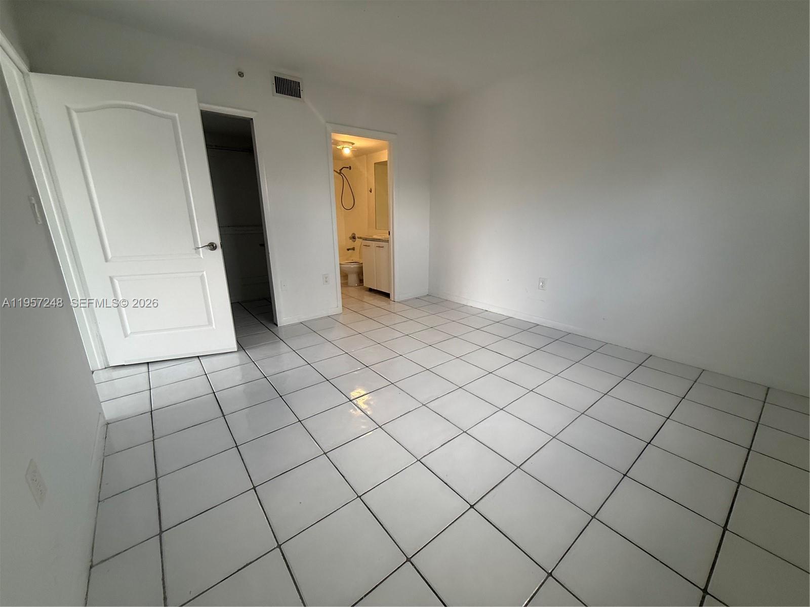 3052 SW 27th Ave #301 Miami, FL 33133