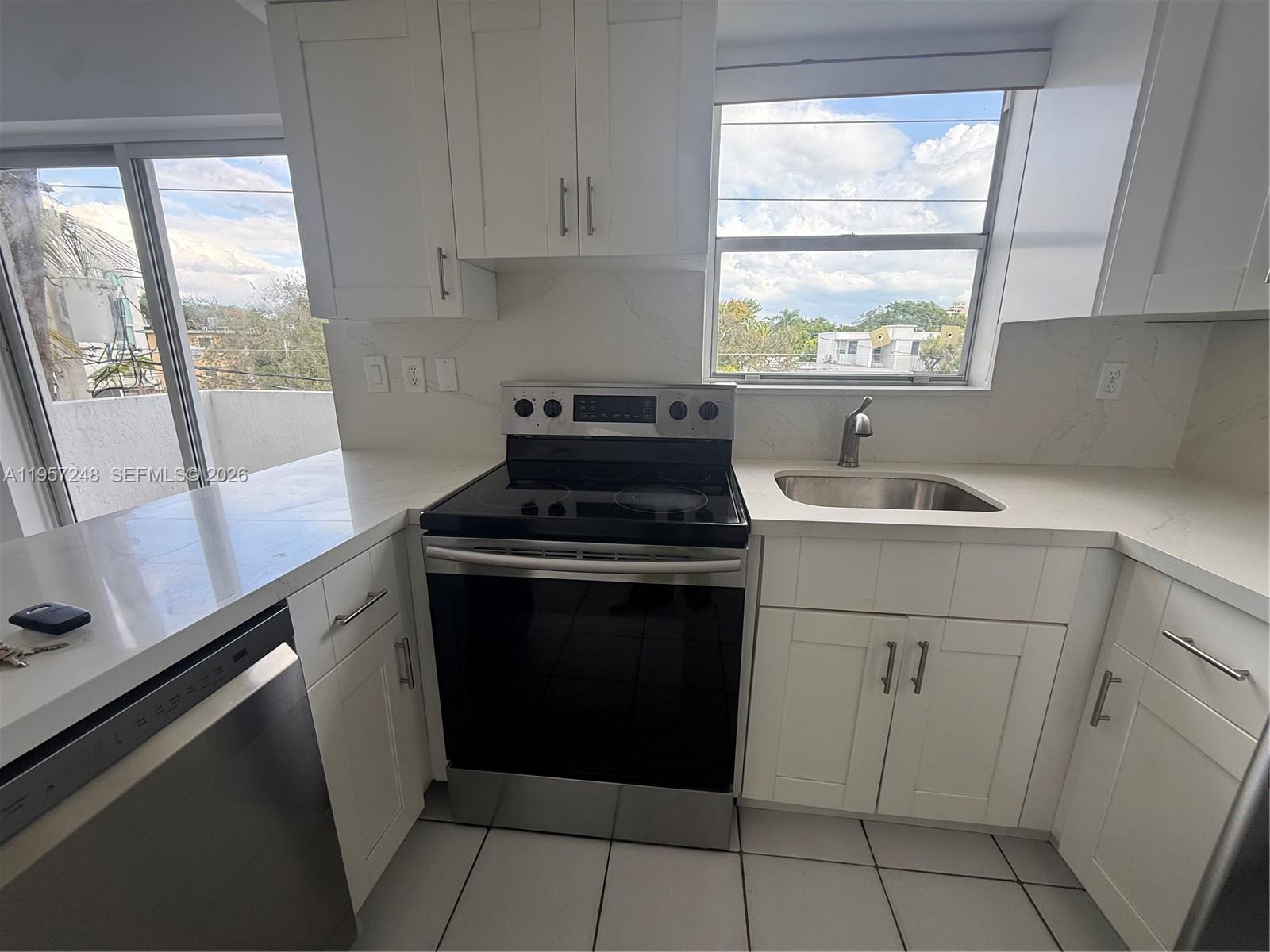 3052 SW 27th Ave #301 Miami, FL 33133