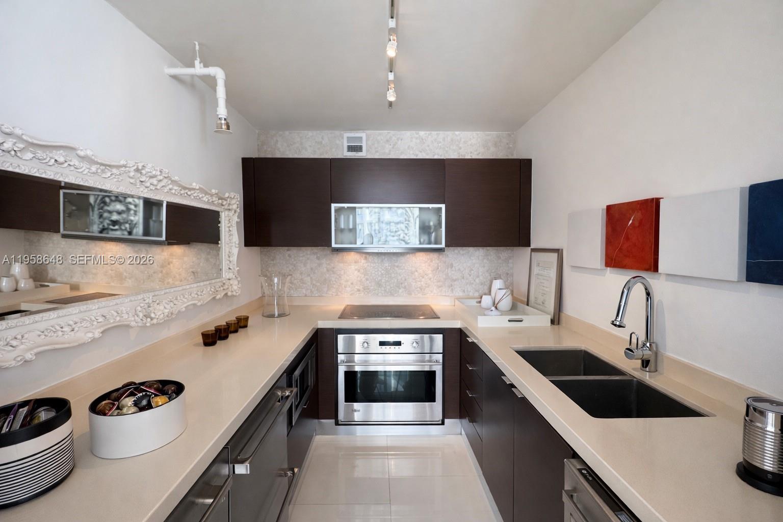 image Mirador 1000 (South Tower)17