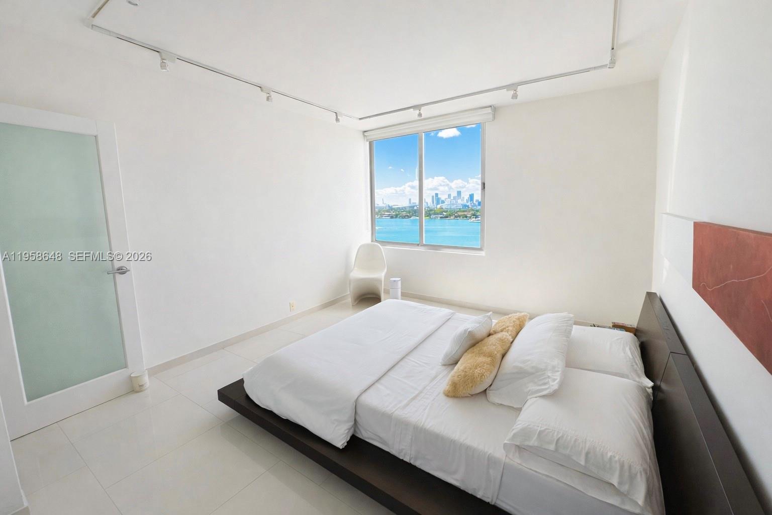 image Mirador 1000 (South Tower)24