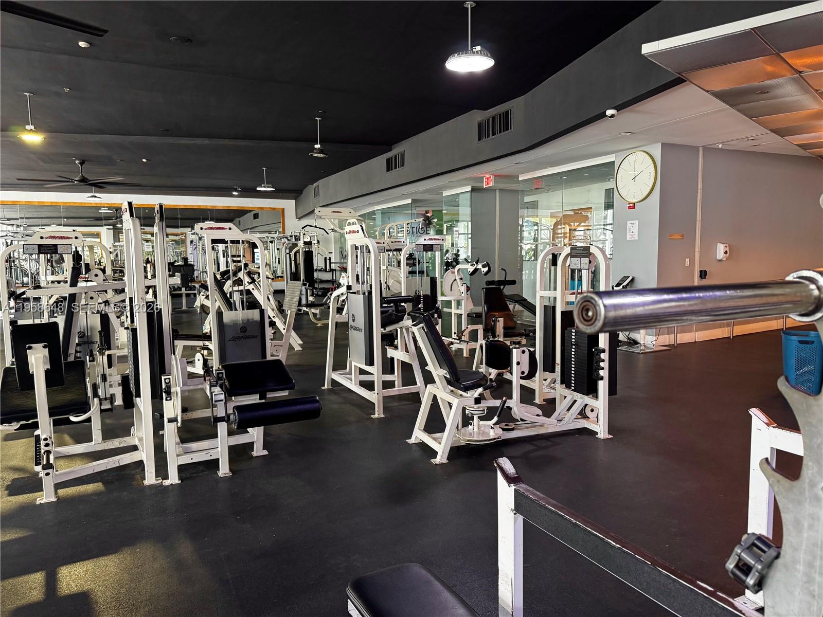 image Mirador 1000 (South Tower)34